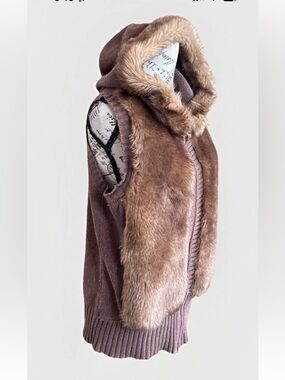 Vintage Y2K DKNY Faux Fur Sleeveless Knit Sweater Jacket Zip Up Vest Hood Size L